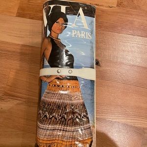 Vintage 1970s magazine bag